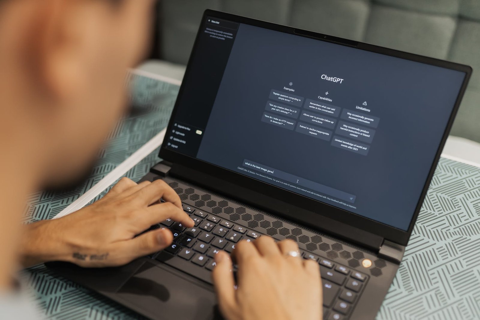 Curso en línea Introducción al prompt engineering