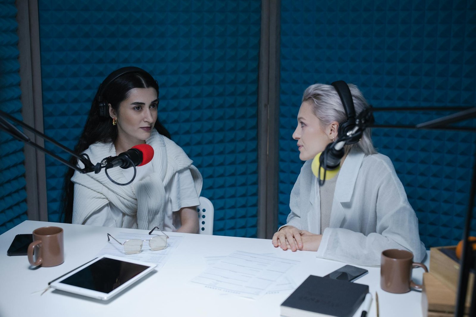 Elementos de un sistema de comunicación. Teorías de la comunicación