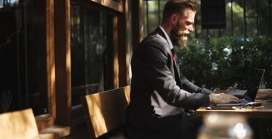 Seis hábitos de los negociadores apenas eficaces